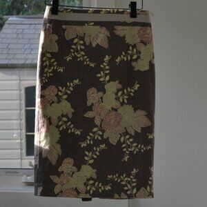 Cotton pencil  skirt size 8 elegant and sleek design